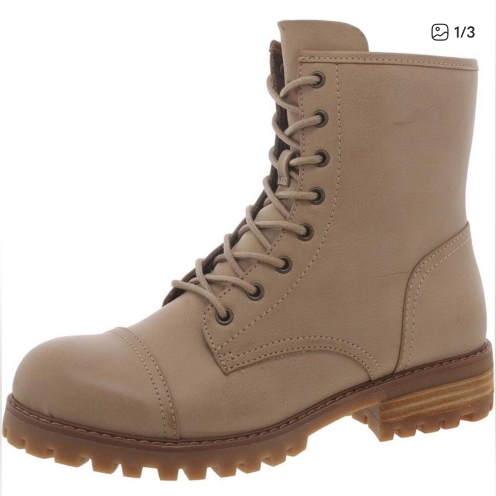 B.O.C. Womens AMIAH Ivory/Cream Round toe Side zipper Combat & Lace-Up Boots NWT
